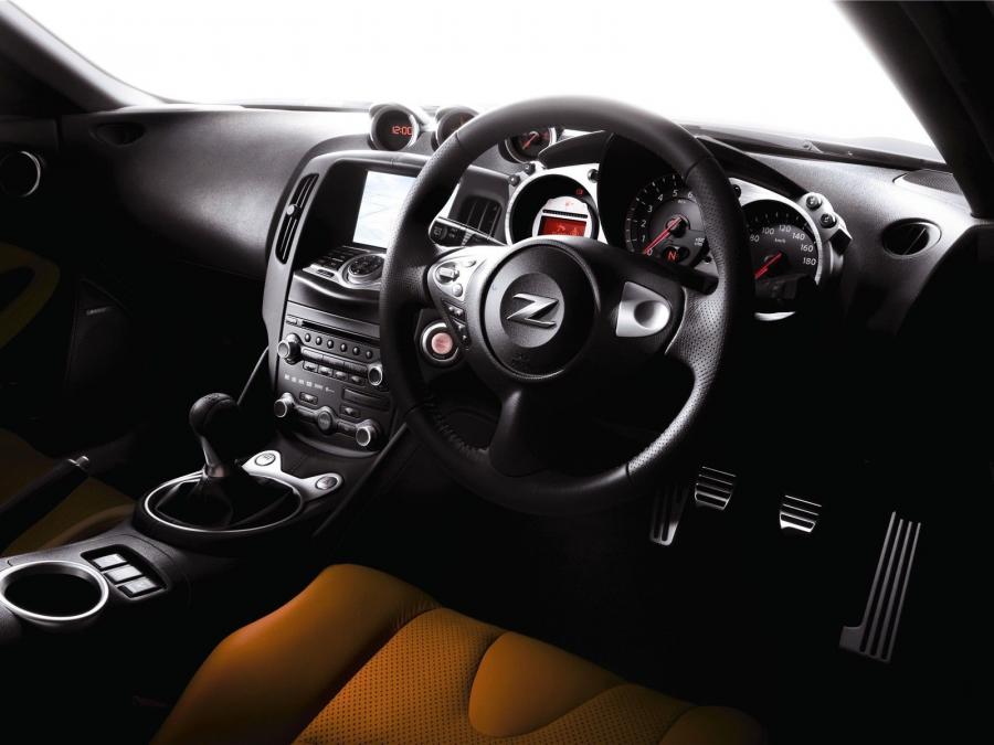  Nissan 370Z 2009 года  (фото 12 из 192)